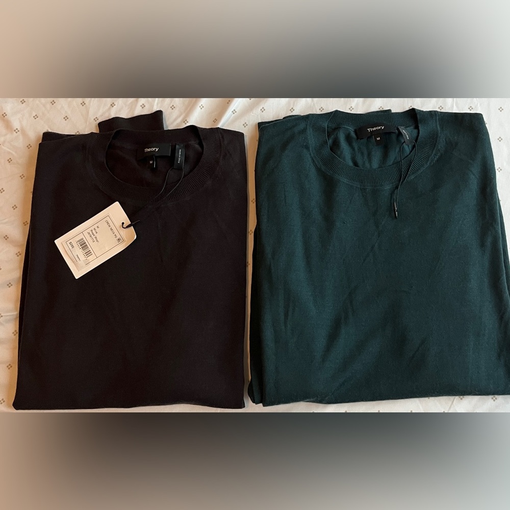 BNWT Theory Regal Wool sweaters, size medium